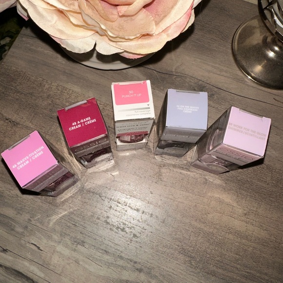 Essie Nail Bundle 5 for $25 - Picture 2 of 3